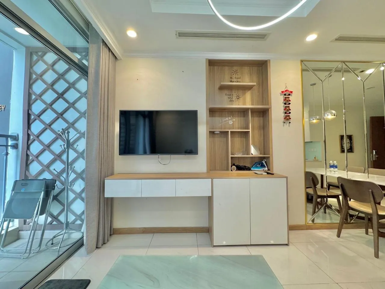 Apartment 2Beds 2Baths Modern Design Vinhomes Central Park Ho Chi Minh City