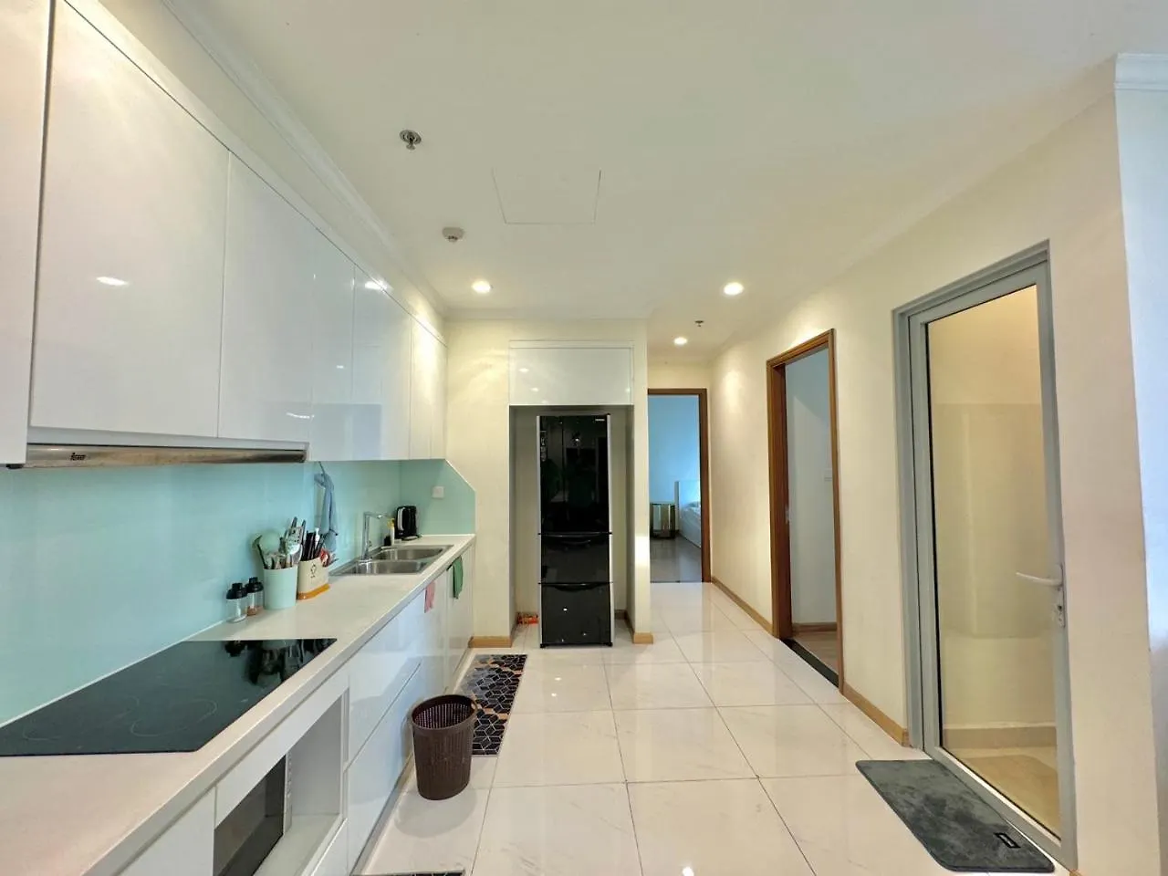 Apartment 2Beds 2Baths Modern Design Vinhomes Central Park Ho Chi Minh City