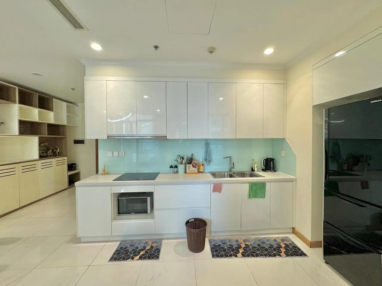 2Beds 2Baths Modern Design Vinhomes Central Park Ho Chi Minh City